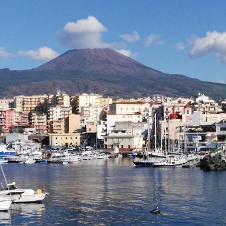 Apartmán La Casa Di Lully Torre del Greco Exteriér fotografie