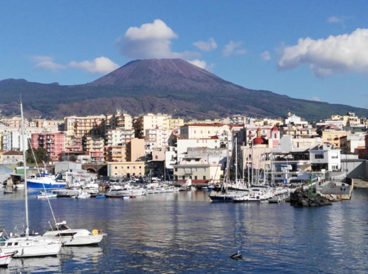 Apartmán La Casa Di Lully Torre del Greco Exteriér fotografie