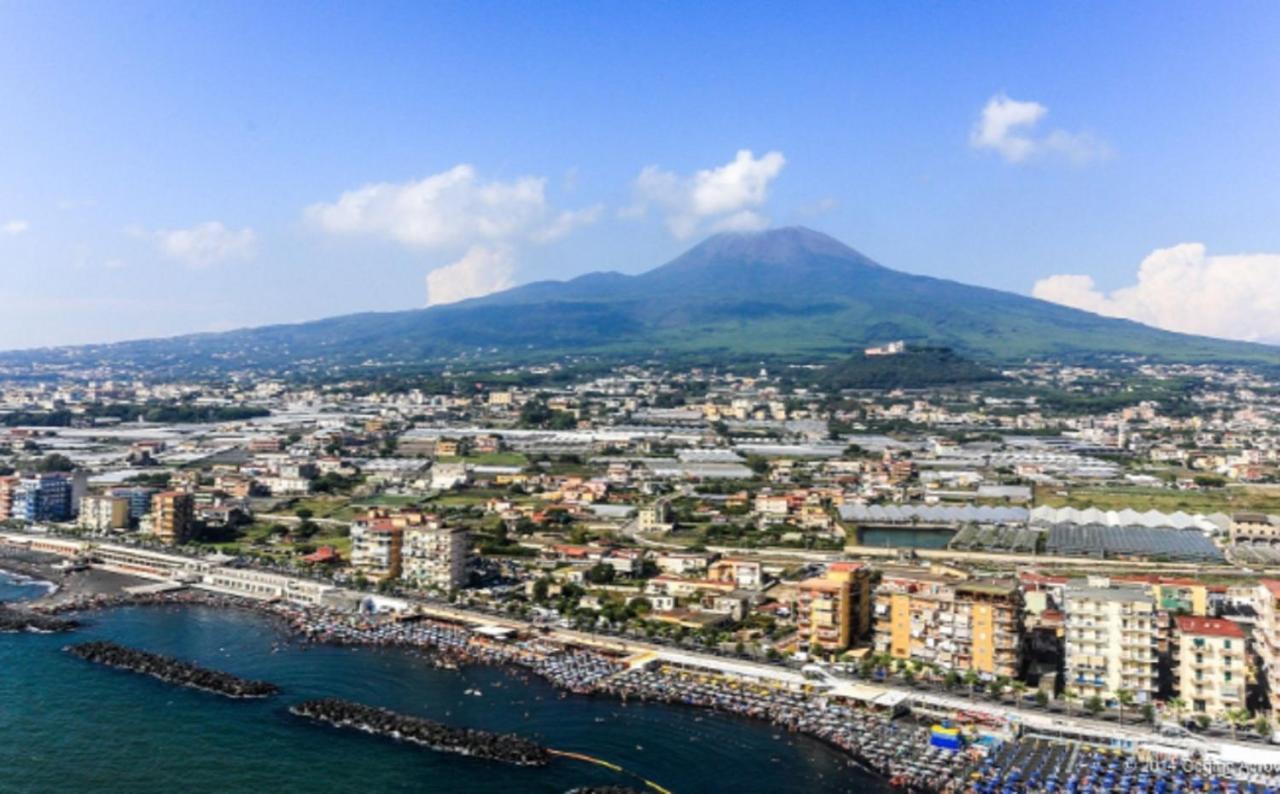Apartmán La Casa Di Lully Torre del Greco Exteriér fotografie